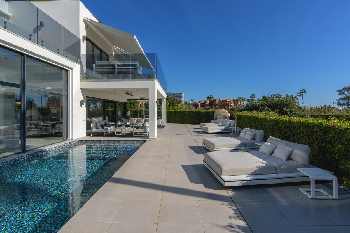4-slaapkamer villa in Los Monteros in Los Monteros - foto 3