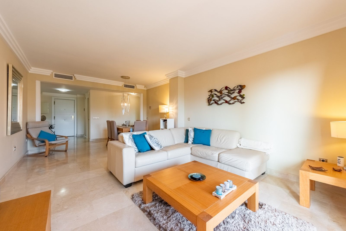 Drie-slaapkamer appartement in Gazules del Sol, Benahavís in Benahavís - foto 4