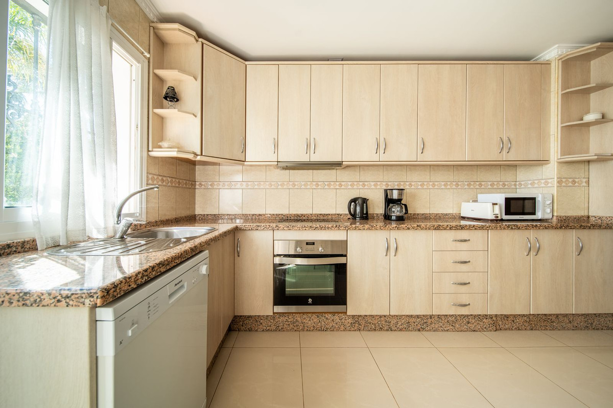 4-slaapkamer villa met zeezicht in Torreblanca, Fuengirola in Torreblanca - foto 6