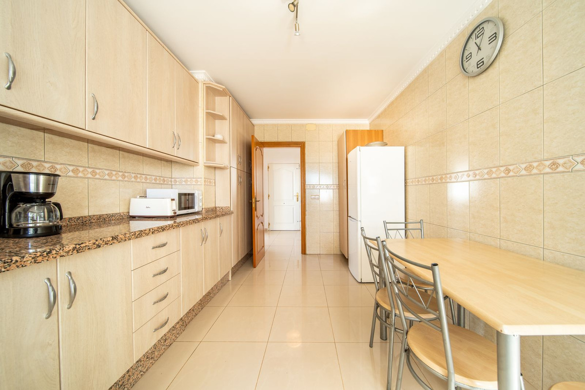 4-slaapkamer villa met zeezicht in Torreblanca, Fuengirola in Torreblanca - foto 7