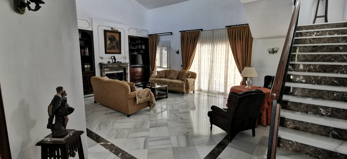 Villa met 5 slaapkamers in Estepona in Estepona - foto 16