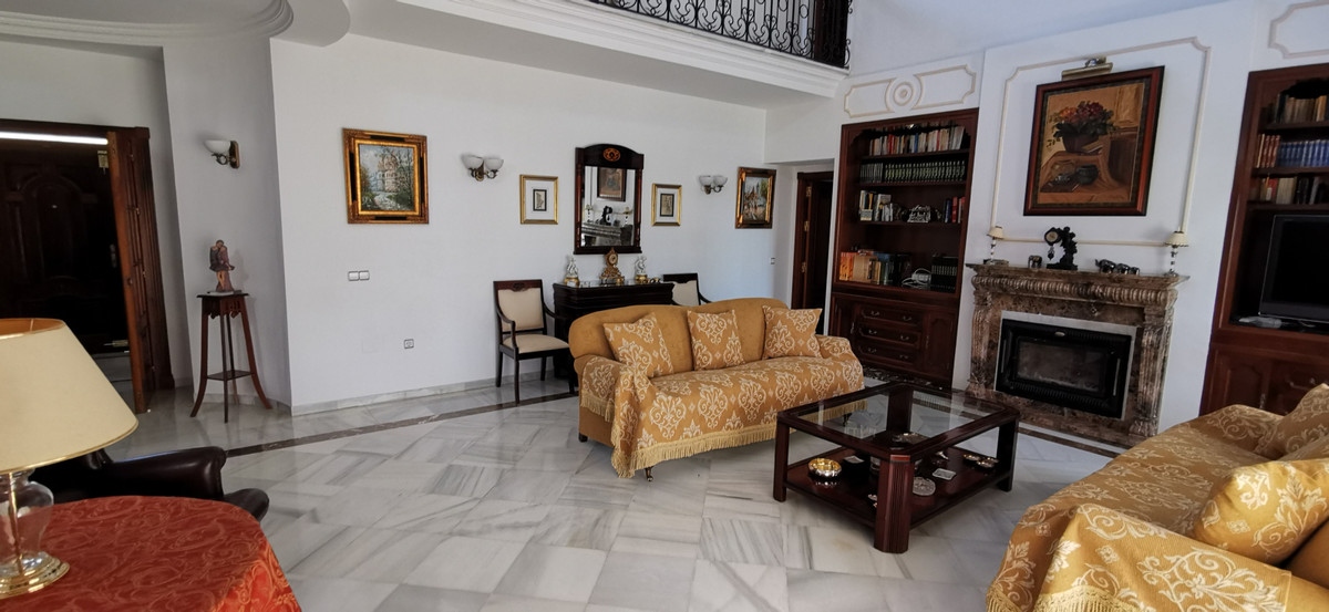 Villa met 5 slaapkamers in Estepona in Estepona - foto 20