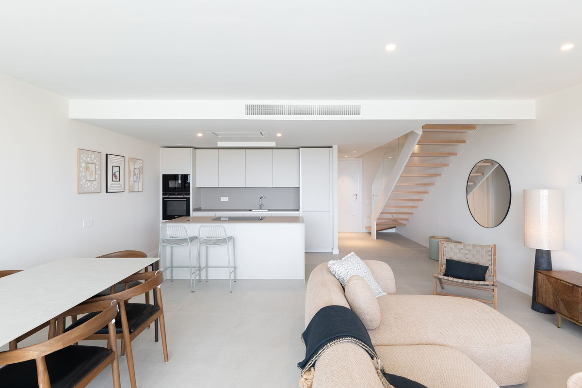 Twee-slaapkamer duplex in Libella, Estepona in Selwo - foto 2