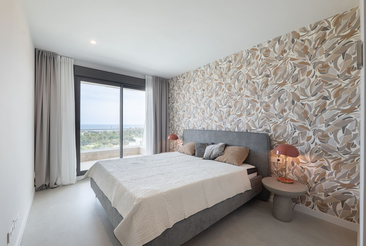 Twee-slaapkamer duplex in Libella, Estepona in Selwo - foto 11