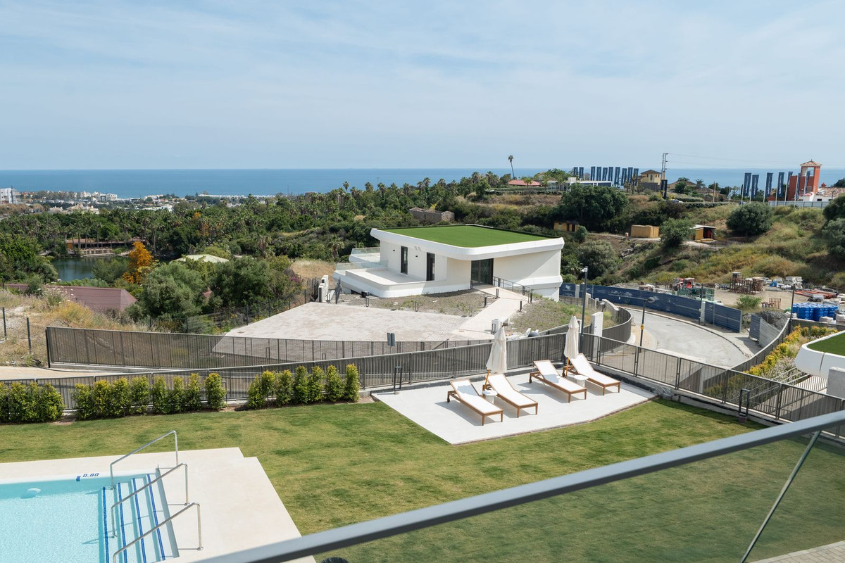 Twee-slaapkamer duplex in Libella, Estepona in Selwo - foto 13