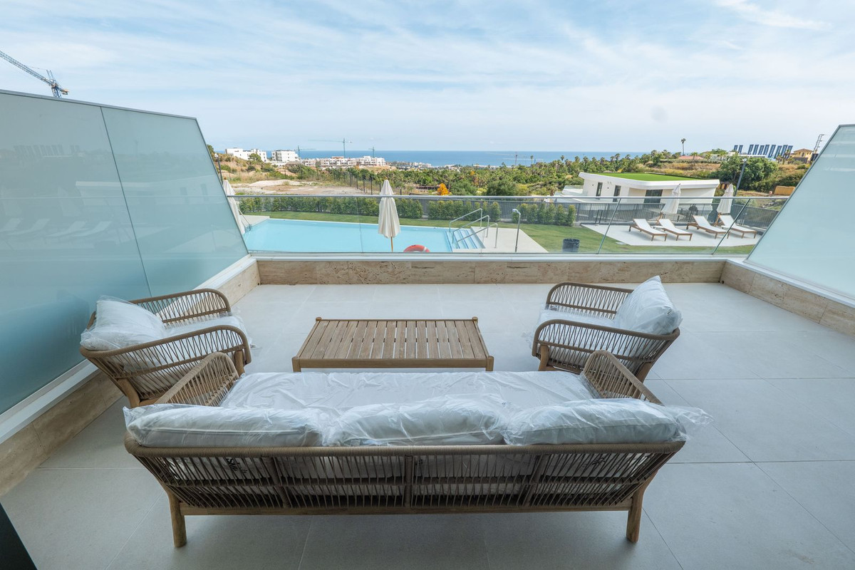Twee-slaapkamer duplex in Libella, Estepona in Selwo - foto 16