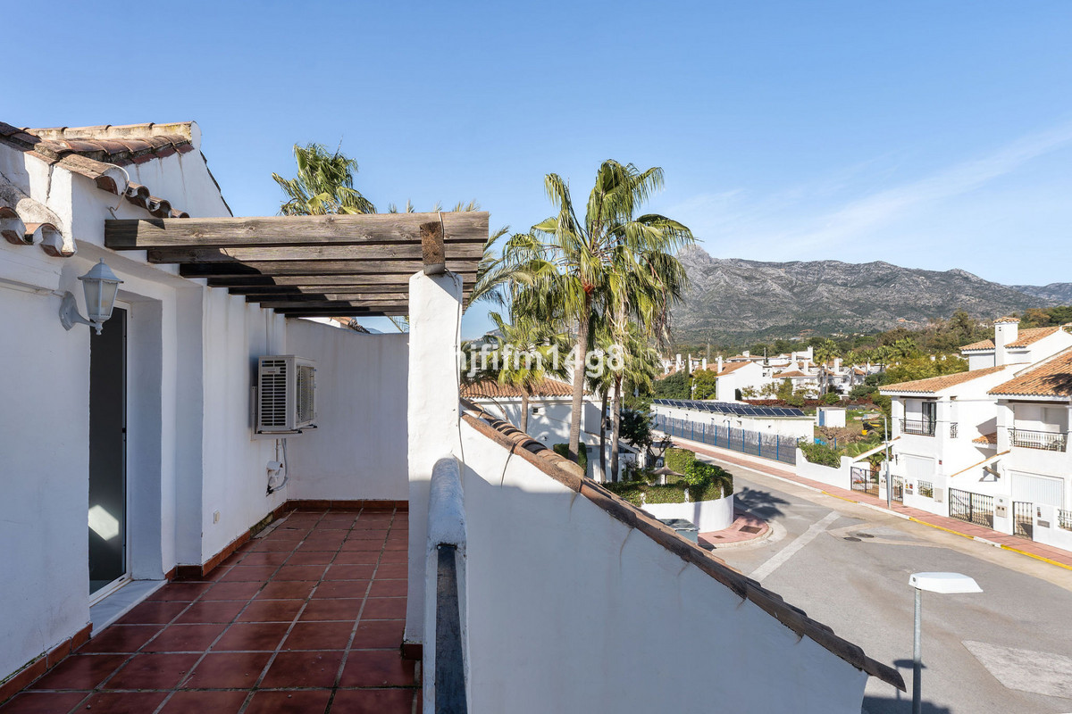 4-slaapkamer tussenwoning in Nueva Andalucía in Nueva Andalucía - foto 4