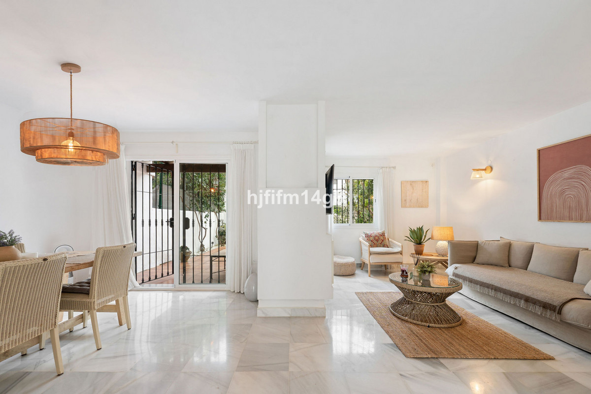 4-slaapkamer tussenwoning in Nueva Andalucía in Nueva Andalucía - foto 5
