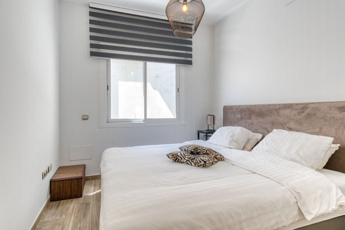 Drie slaapkamers villa direct aan de golfbaan in Riviera del Sol in Riviera del Sol - foto 15