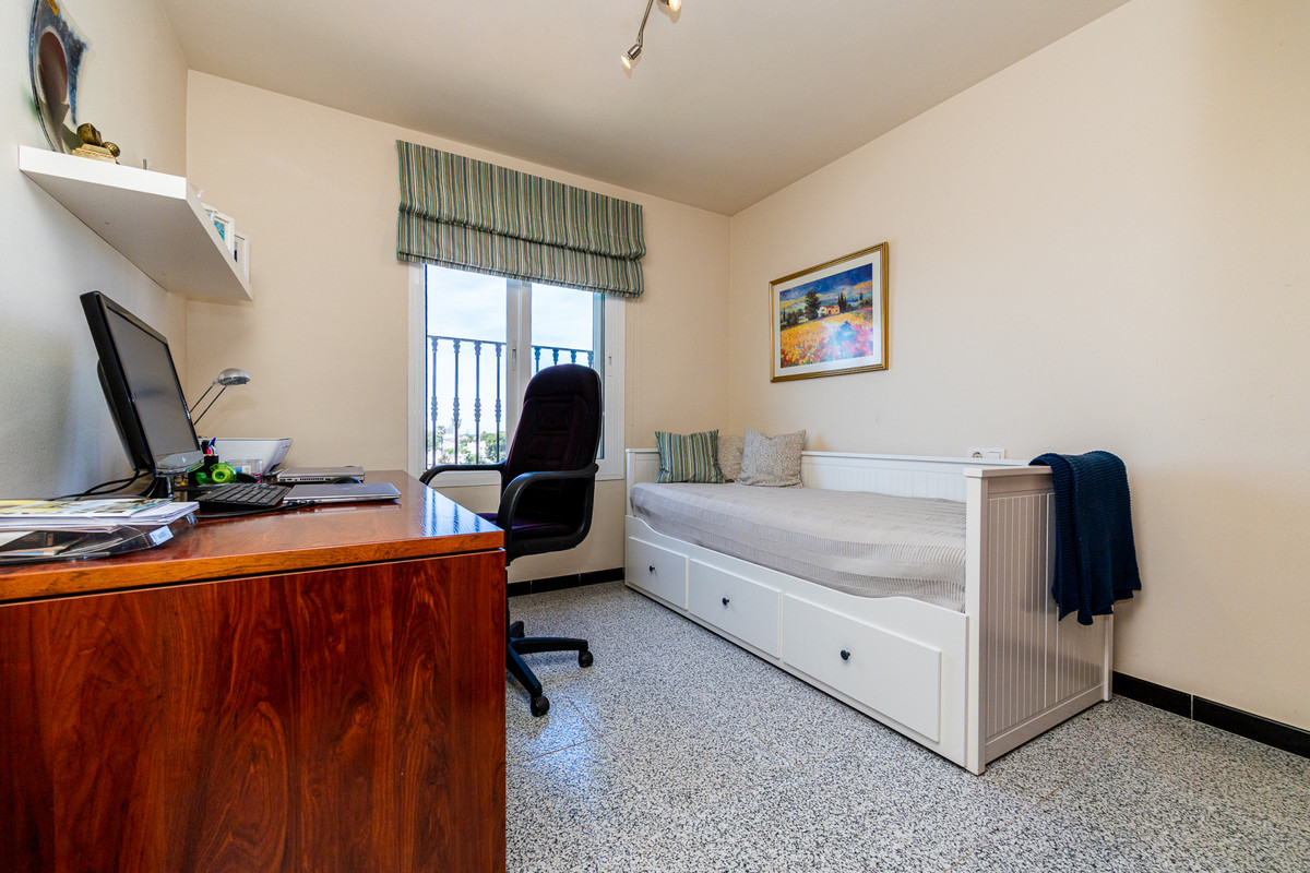 Drie slaapkamers penthouse in Riviera del Sol in Riviera del Sol - foto 17