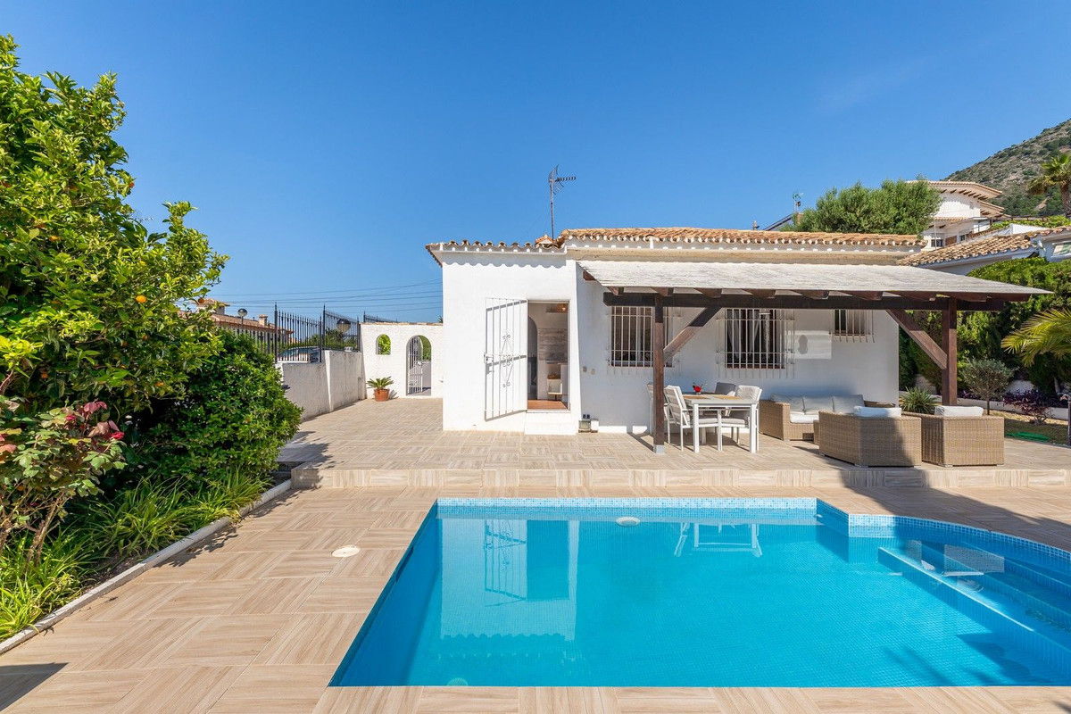 Vrijstaande villa met 3 slaapkamers in La Capellanía, Benalmádena in La Capellania - foto 2
