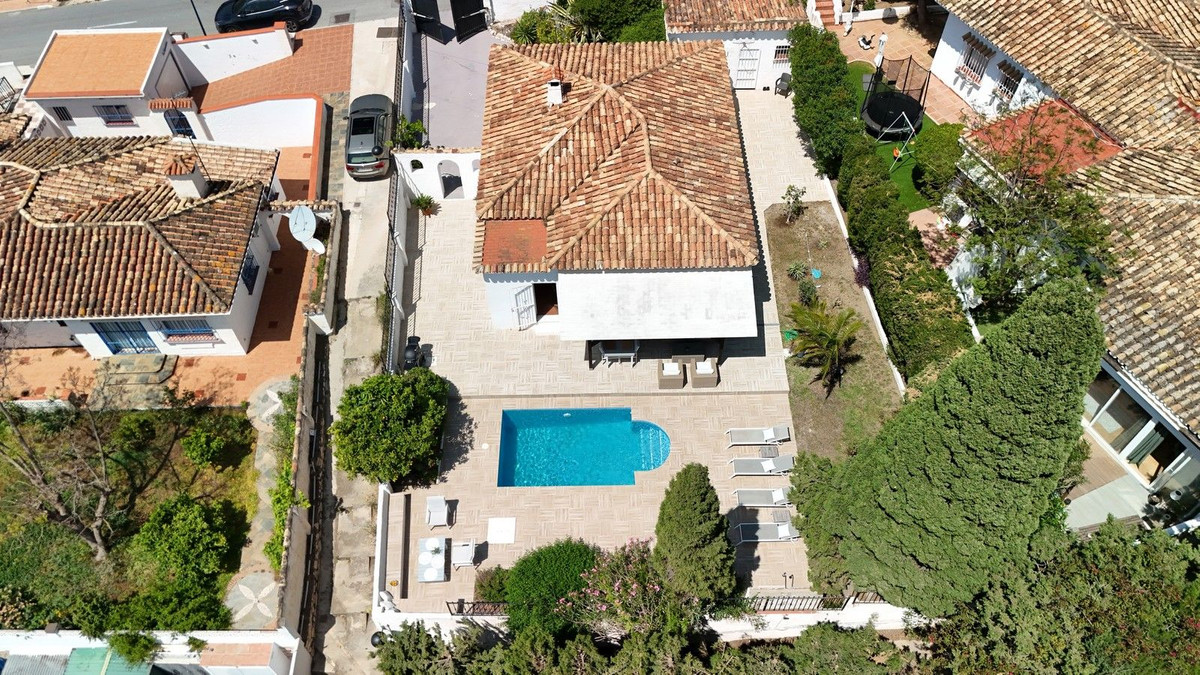 Vrijstaande villa met 3 slaapkamers in La Capellanía, Benalmádena in La Capellania - foto 10