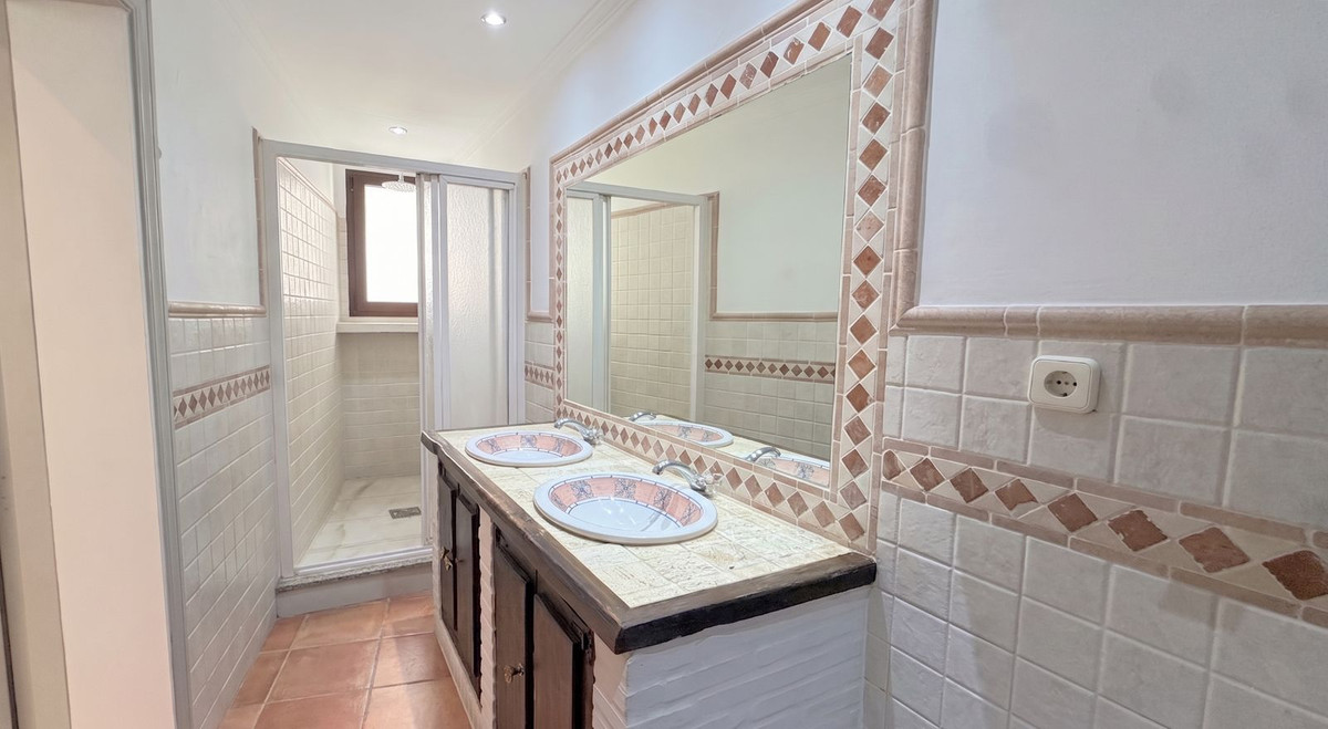 Drie-slaapkamerwoning in Benahavís met terras en privégarage in Benahavís - foto 20