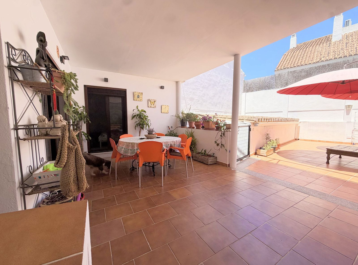 Drie-slaapkamerwoning in Benahavís met terras en privégarage in Benahavís - foto 8