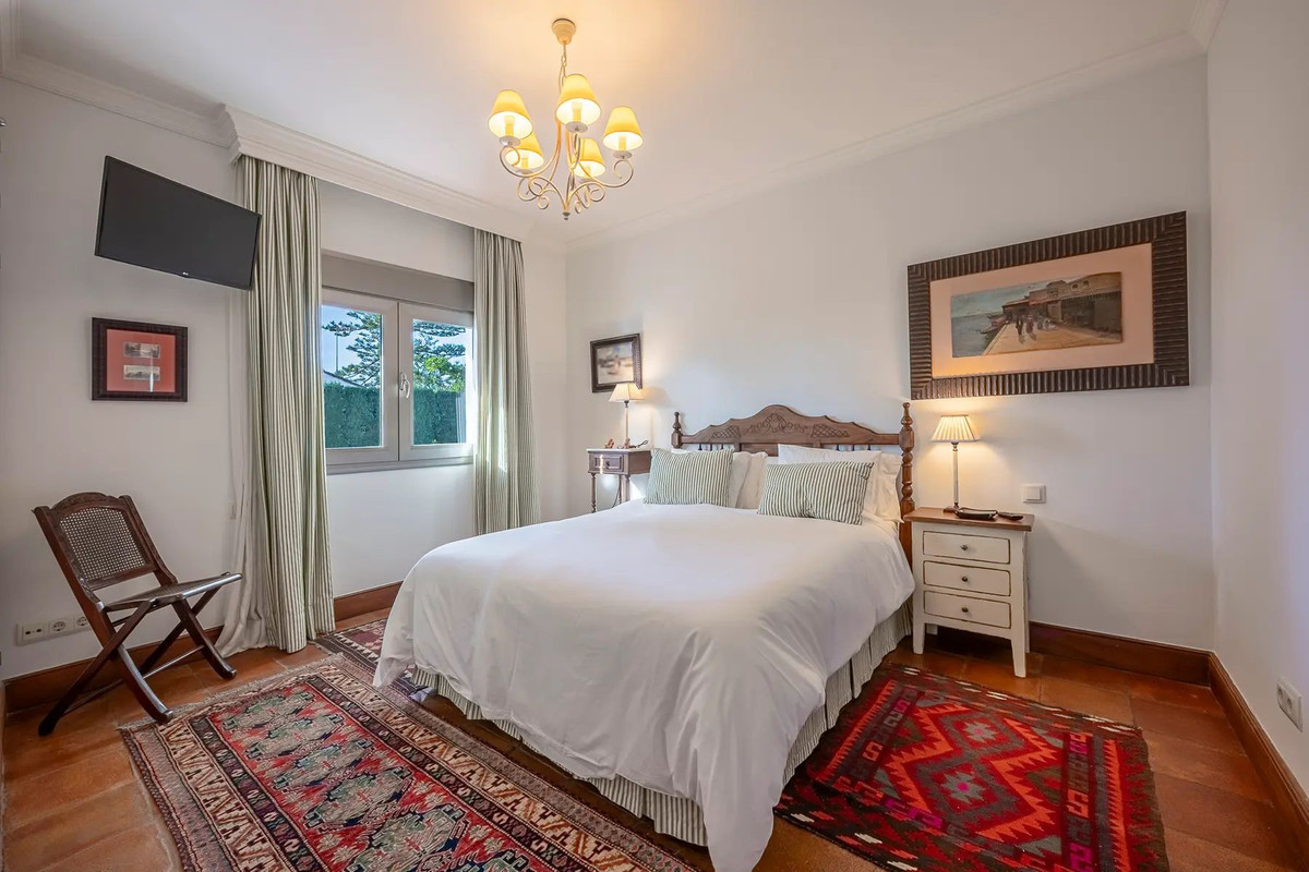 Villa met 5 slaapkamers in Los Monteros in Los Monteros - foto 11