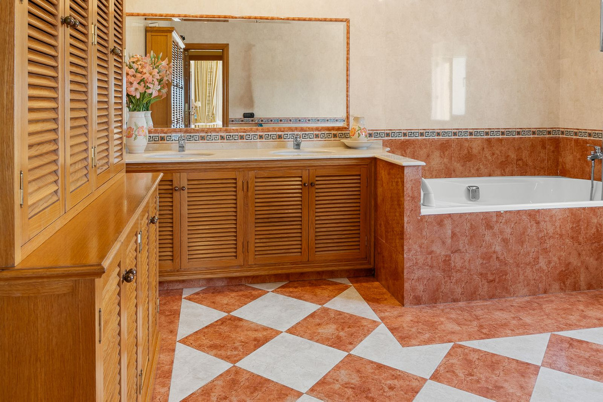 5-slaapkamer villa in Torrequebrada in Torrequebrada - foto 20