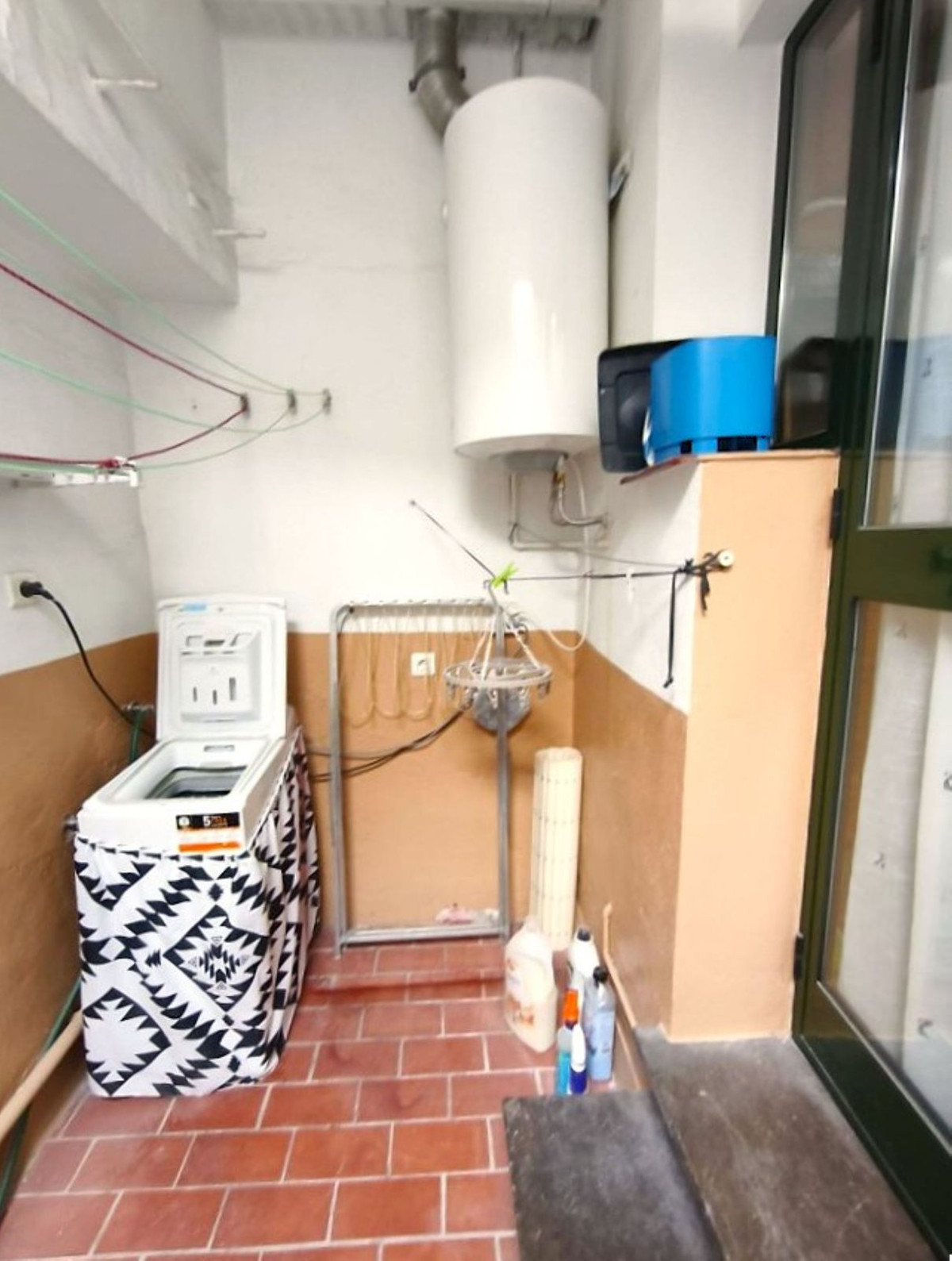 Drie-slaapkamer appartement in Estepona in Estepona - foto 15