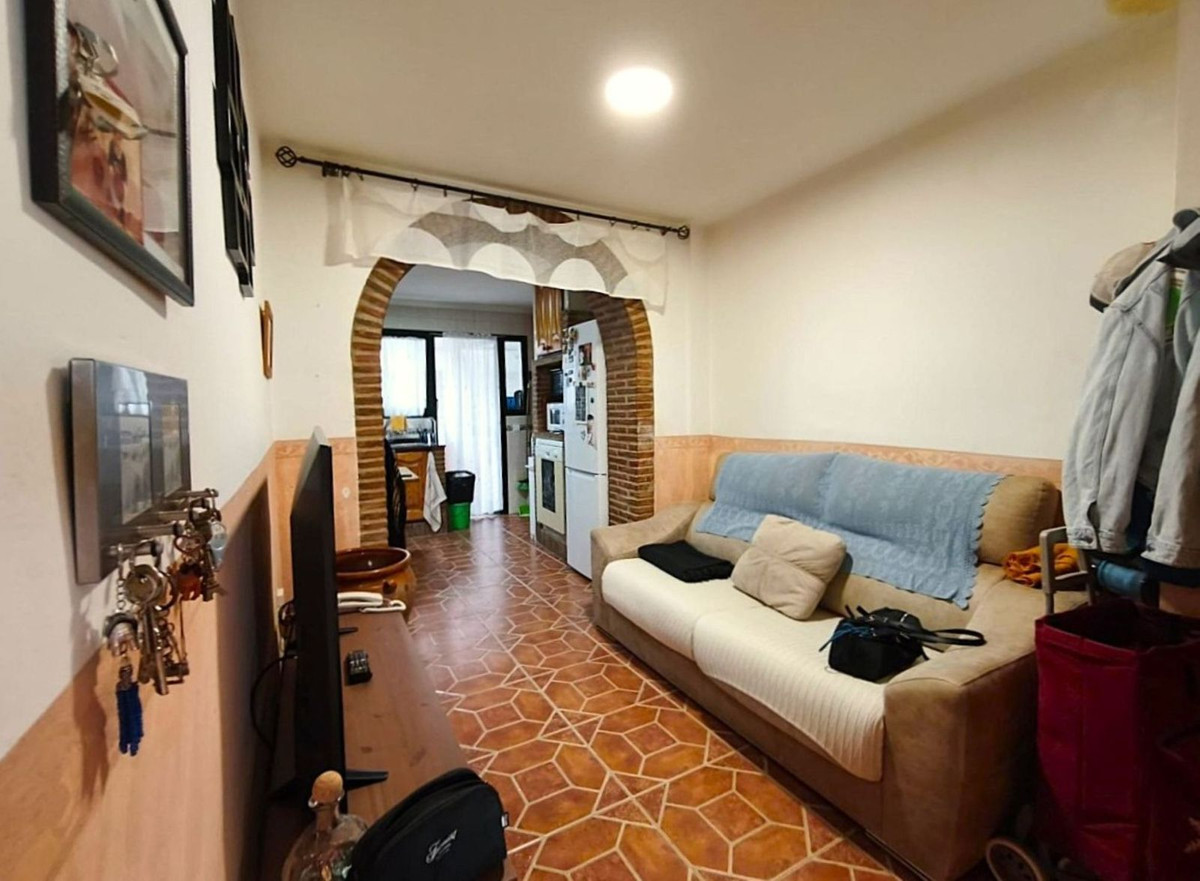 Drie-slaapkamer appartement in Estepona in Estepona - foto 3
