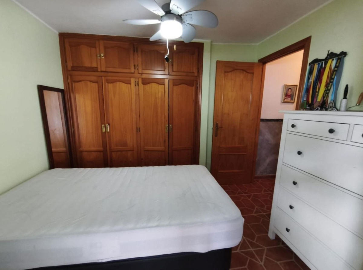 Drie-slaapkamer appartement in Estepona in Estepona - foto 4