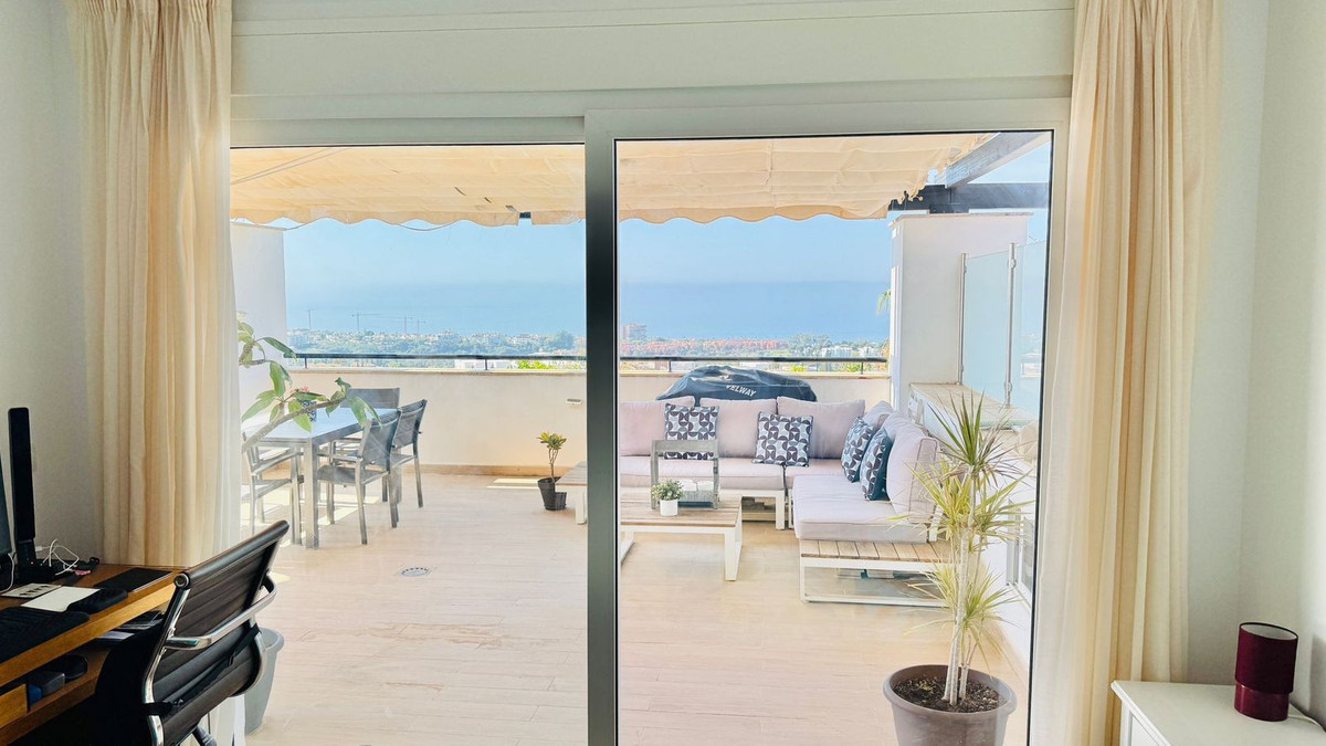 Drie-slaapkamer duplex-appartement in Marbella in Marbella - foto 5