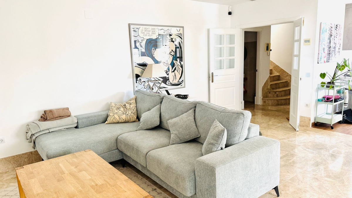 Drie-slaapkamer duplex-appartement in Marbella in Marbella - foto 7