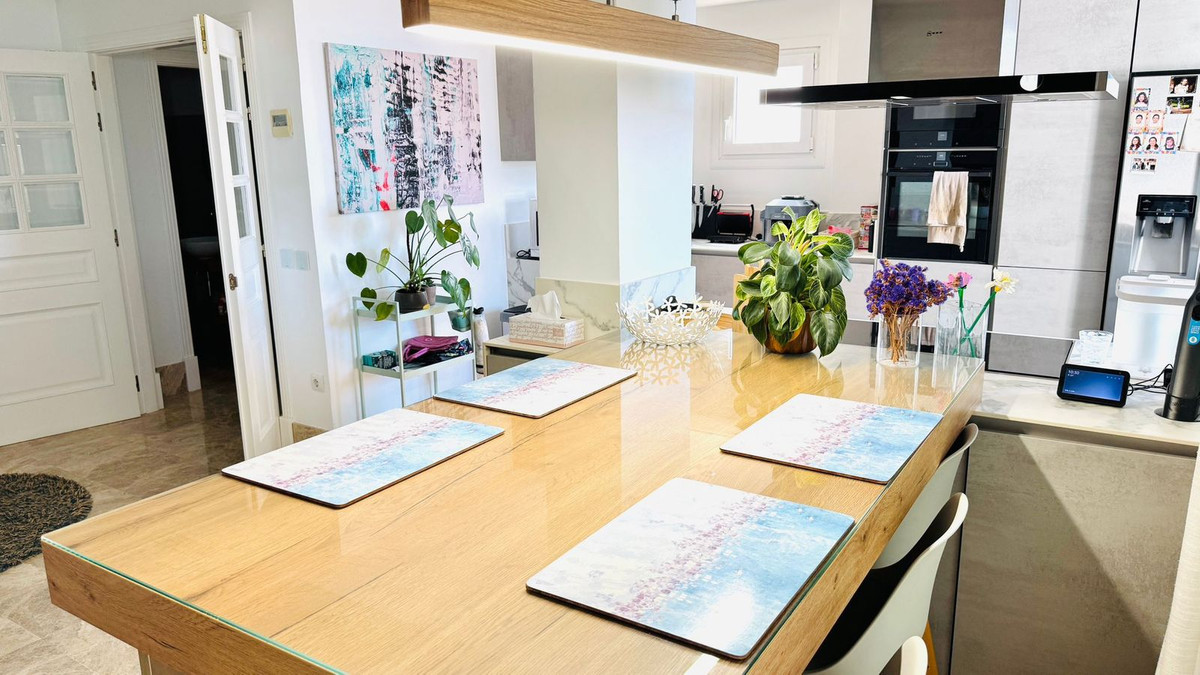 Drie-slaapkamer duplex-appartement in Marbella in Marbella - foto 9