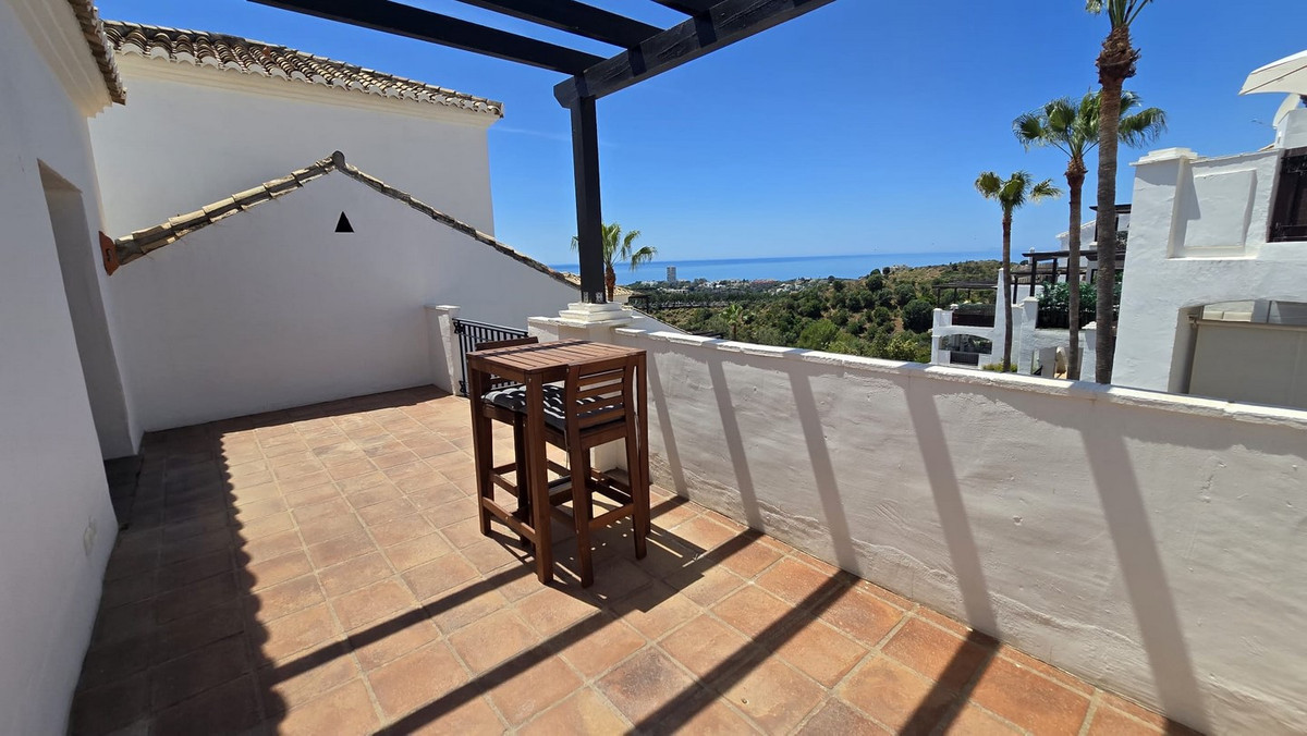 Drie-slaapkamer duplex penthouse in Marbella in Marbella - foto 2