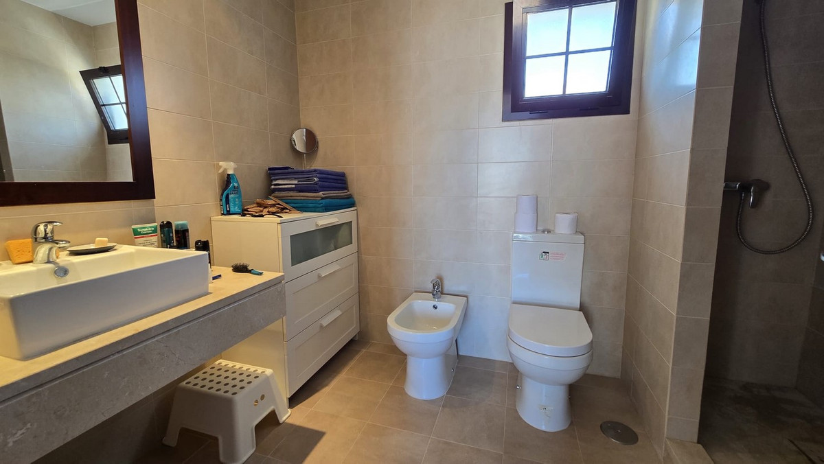 Drie-slaapkamer duplex penthouse in Marbella in Marbella - foto 12