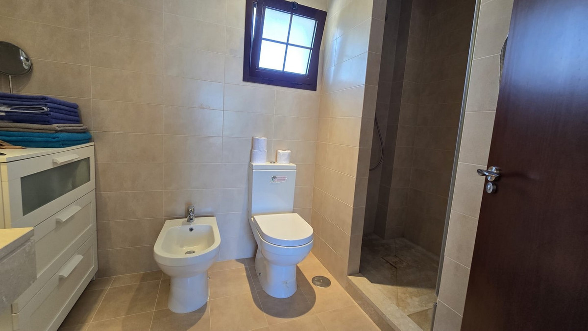 Drie-slaapkamer duplex penthouse in Marbella in Marbella - foto 13