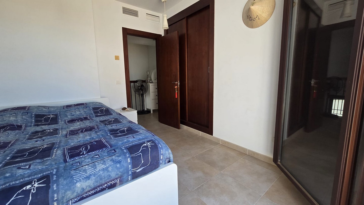 Drie-slaapkamer duplex penthouse in Marbella in Marbella - foto 16