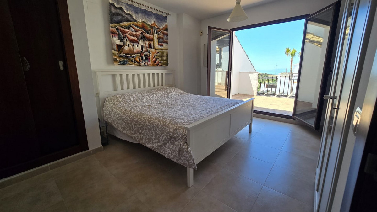 Drie-slaapkamer duplex penthouse in Marbella in Marbella - foto 4