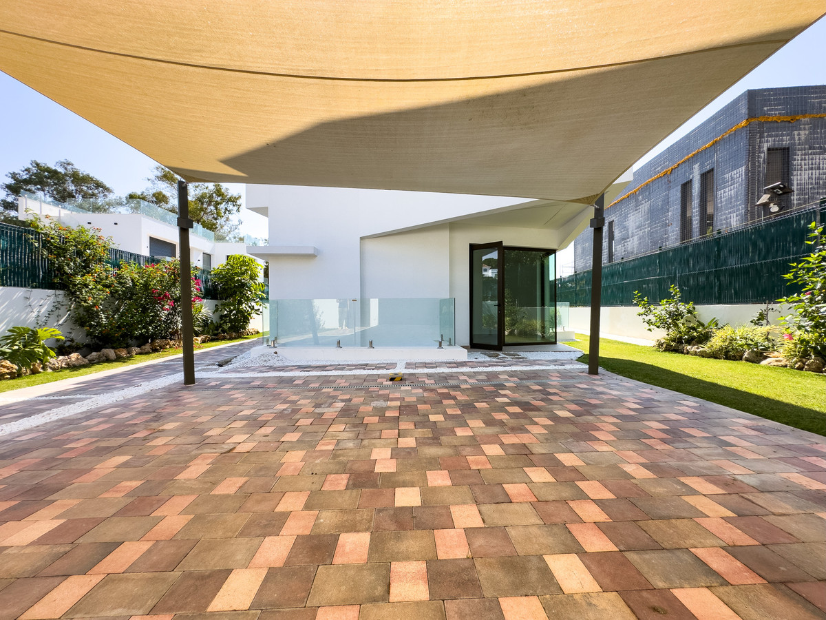 4-slaapkamer villa in Estepona in Estepona - foto 14