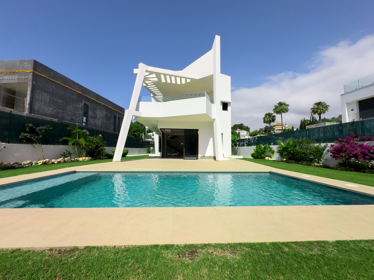 4-slaapkamer villa in Estepona in Estepona - foto 3