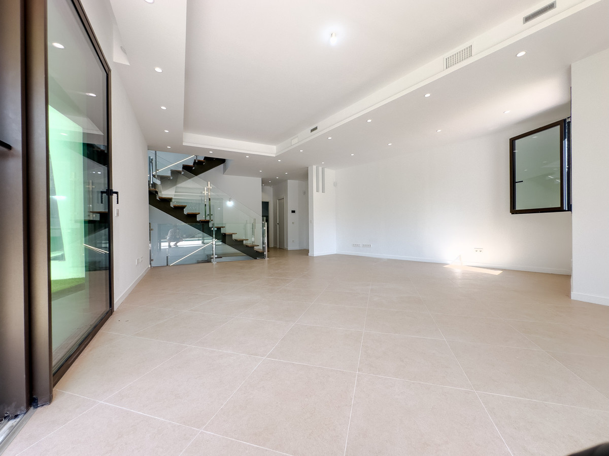 4-slaapkamer villa in Estepona in Estepona - foto 7