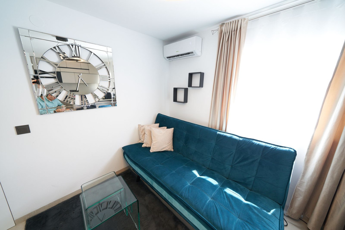 Gerenoveerd 2-slaapkamerappartement in Marbella – toeristische licentie inbegrepen in Marbella - foto 5