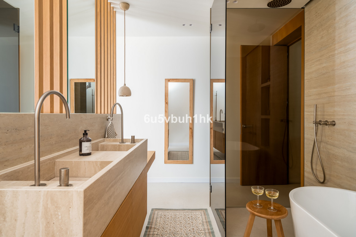 4-slaapkamer woning in Nueva Andalucía in Nueva Andalucía - foto 17