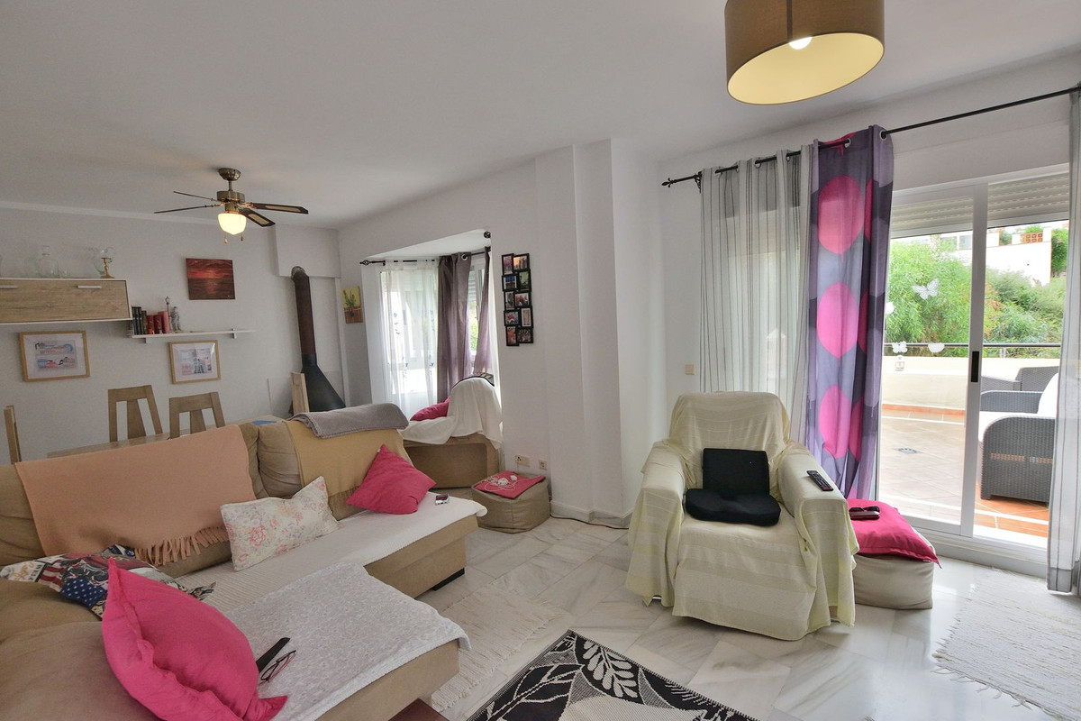 Halfvrijstaande woning met zee- en bergzicht in Princesa Kristina – San Luis de Sabinillas in San Luis de Sabinillas - foto 6