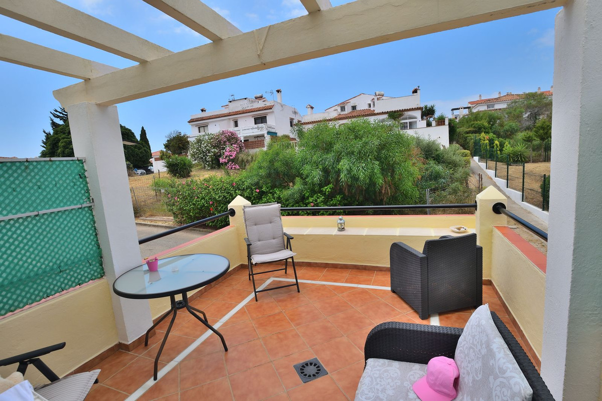 Halfvrijstaande woning met zee- en bergzicht in Princesa Kristina – San Luis de Sabinillas in San Luis de Sabinillas - foto 7