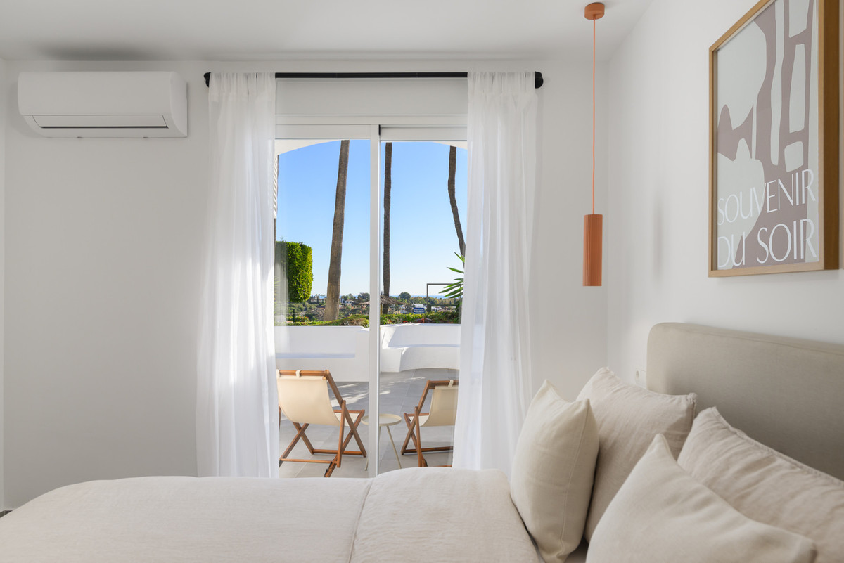 3-slaapkamer appartement met uitzicht op zee in El Paraiso in El Paraiso - foto 13
