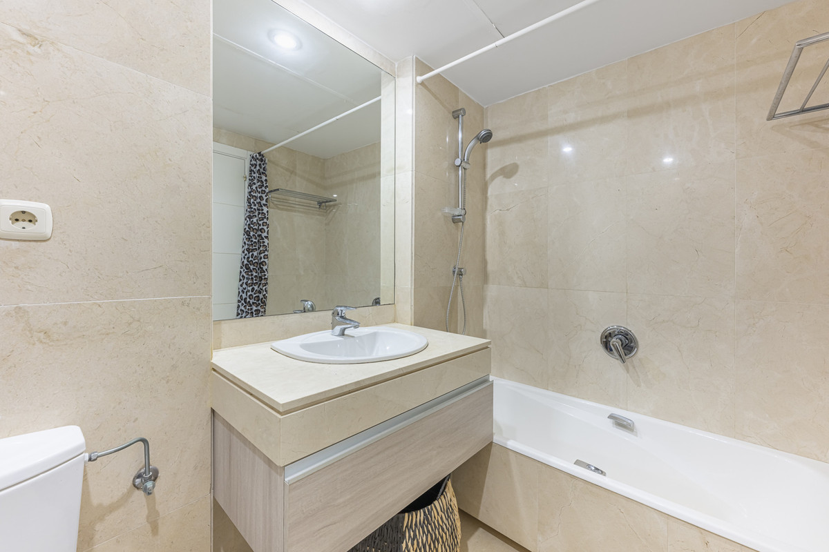 3-slaapkamer appartement aan het strand in Estepona in Estepona - foto 11