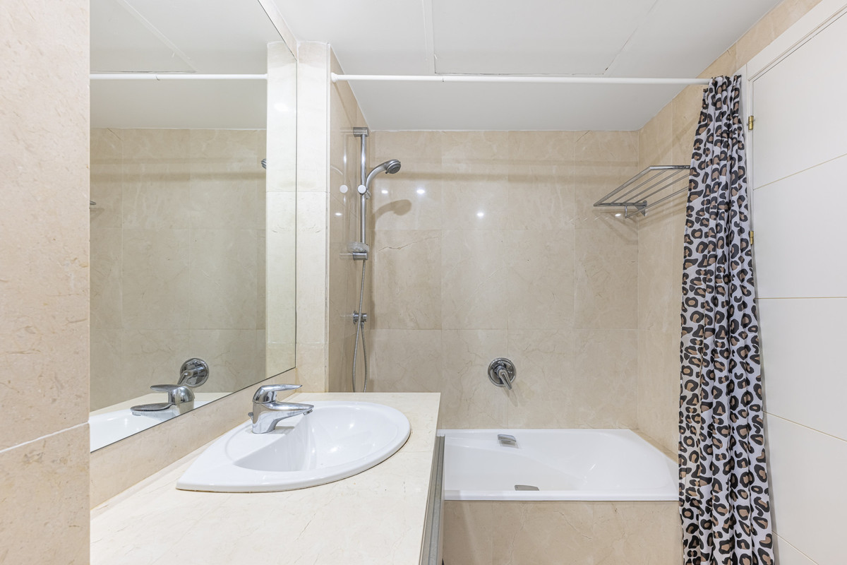 3-slaapkamer appartement aan het strand in Estepona in Estepona - foto 12