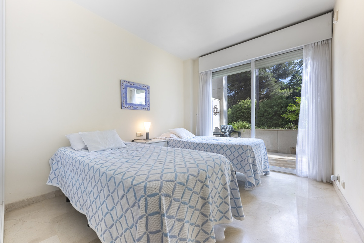 3-slaapkamer appartement aan het strand in Estepona in Estepona - foto 9