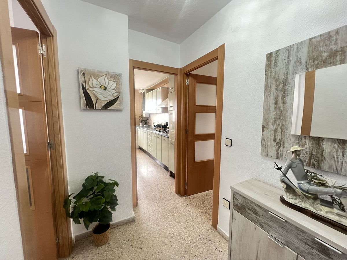 Topverdiepingsappartement met zeezicht in Málaga – 3 slaapkamers in Málaga - foto 2