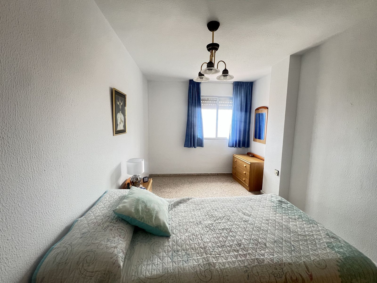 Topverdiepingsappartement met zeezicht in Málaga – 3 slaapkamers in Málaga - foto 13