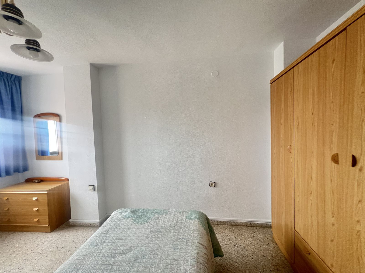 Topverdiepingsappartement met zeezicht in Málaga – 3 slaapkamers in Málaga - foto 14