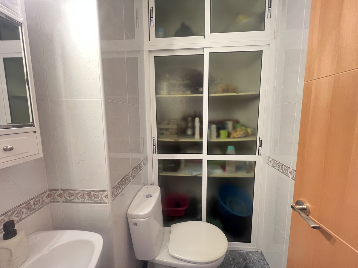 Topverdiepingsappartement met zeezicht in Málaga – 3 slaapkamers in Málaga - foto 7