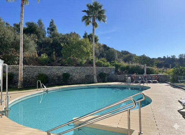 Drie-slaapkamerappartement in Marbella in Marbella - foto 2