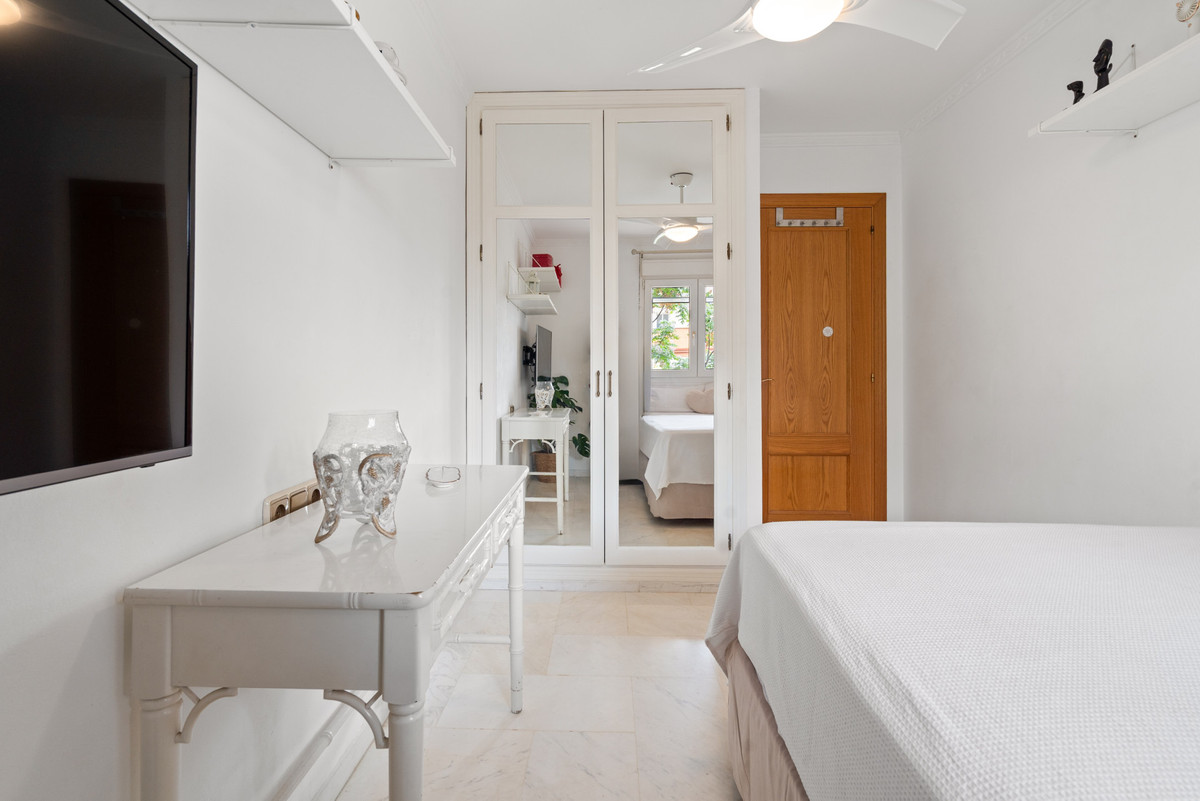 Appartement met drie slaapkamers in Estepona in Estepona - foto 12