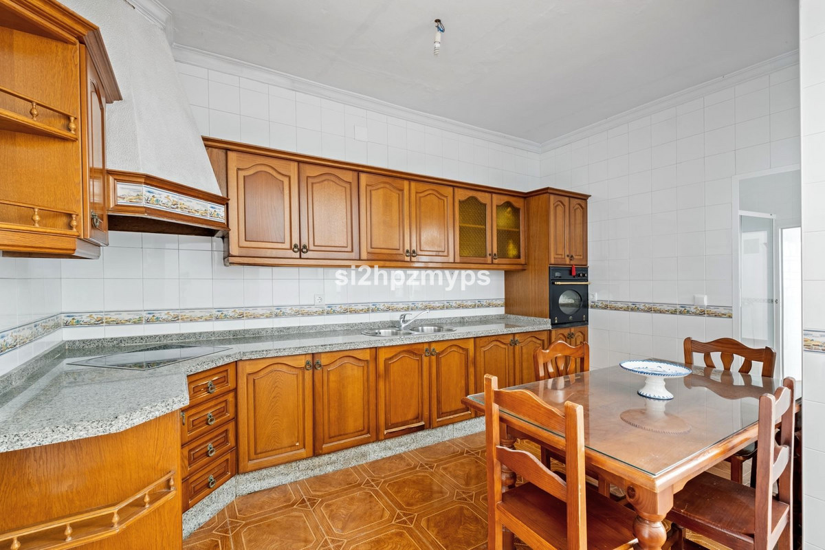 5-slaapkamer stadswoning in Nerja in Nerja - foto 6
