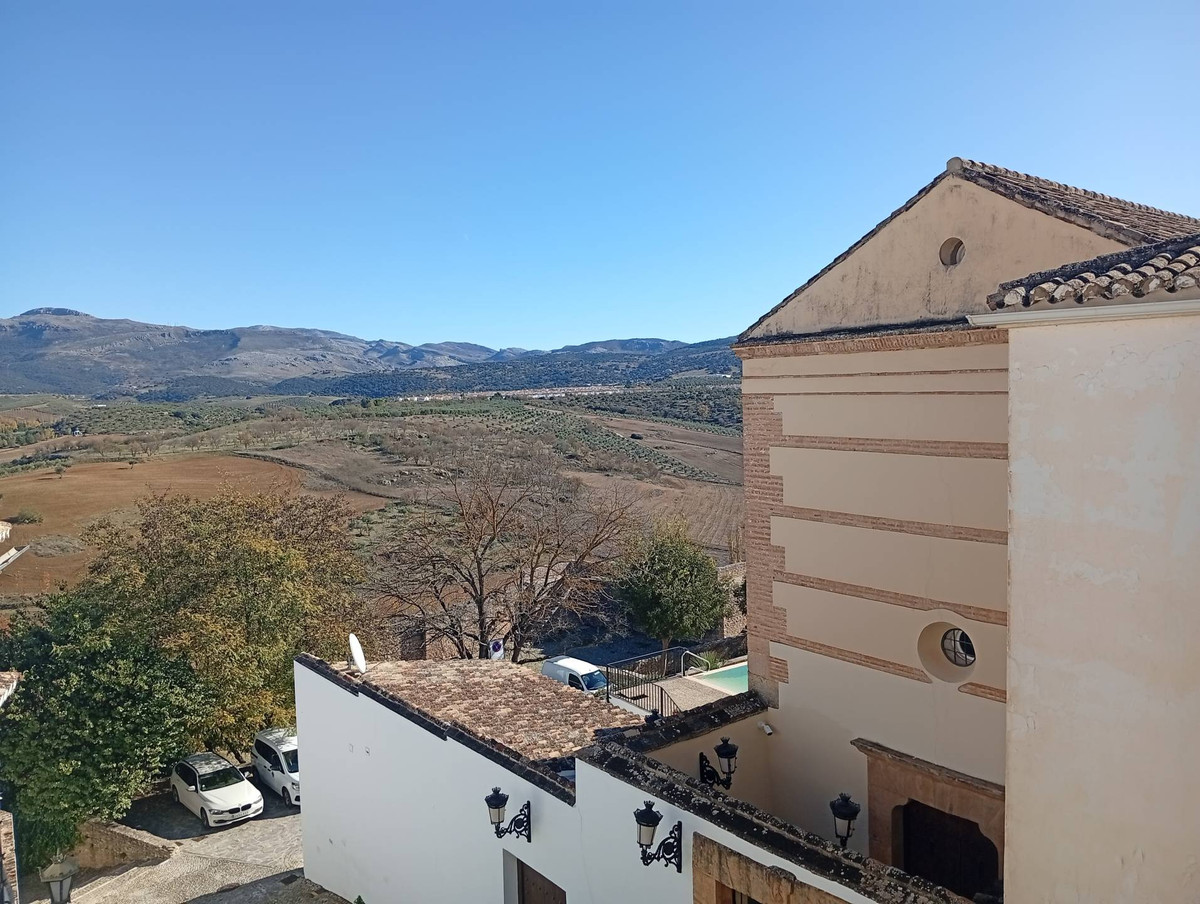 Huis met 6 slaapkamers in Ronda in Ronda - foto 3